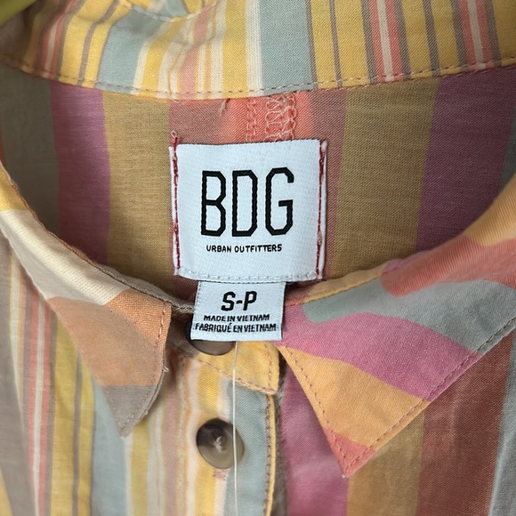 NWT Urban Outfitters BDG Oversized Striped Button Down 100% Cotton Size Small - Picture 5 of 13
